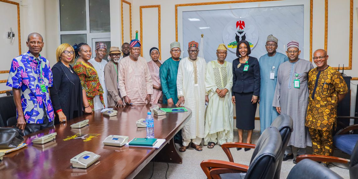 Photo News: Heralding Opportunities – RMRDC Signs MOU with MSMEs Forum