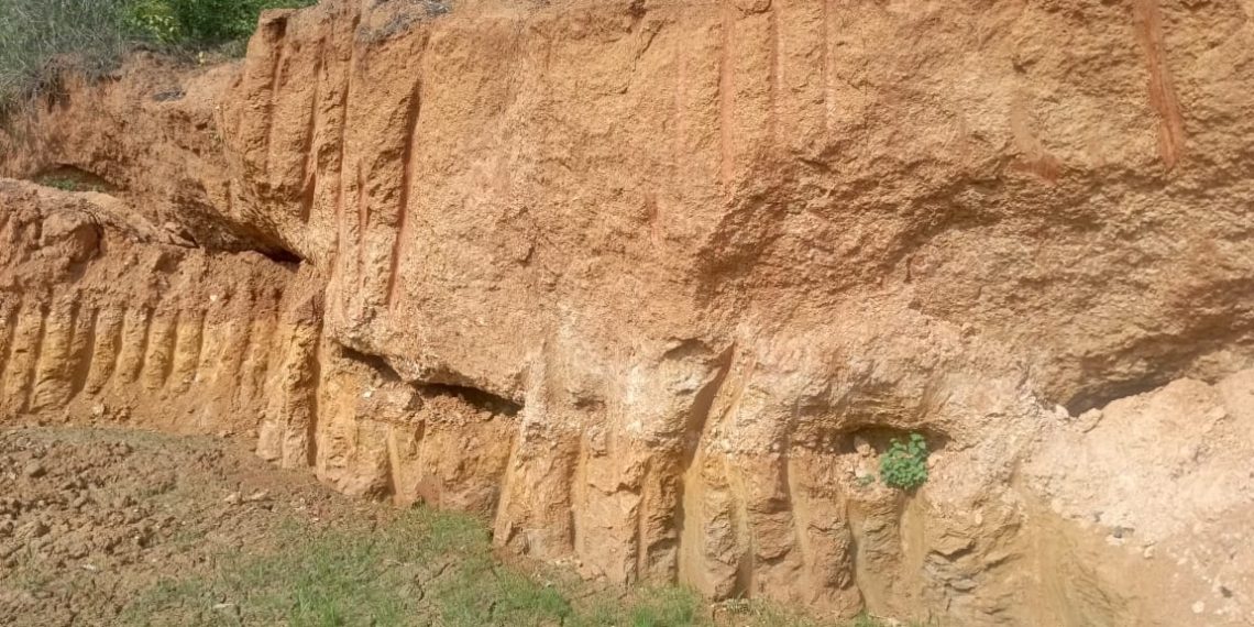 Osun Community Poised for Economic Breakthrough as RMRDC Uncovers Promising Talc Deposits in Owu-Epe